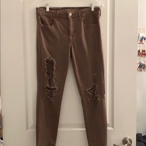 Never worn cute jeans from American Eagle.